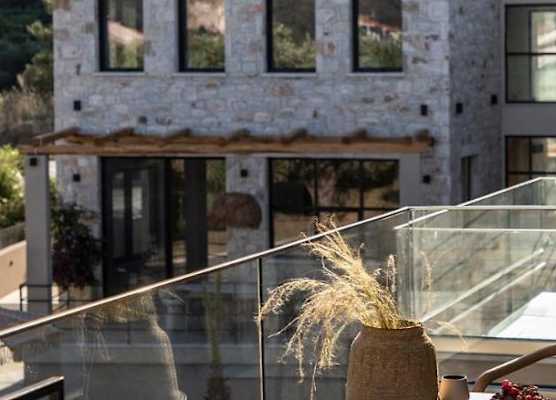 Nikoleta Hotel and Villas 1