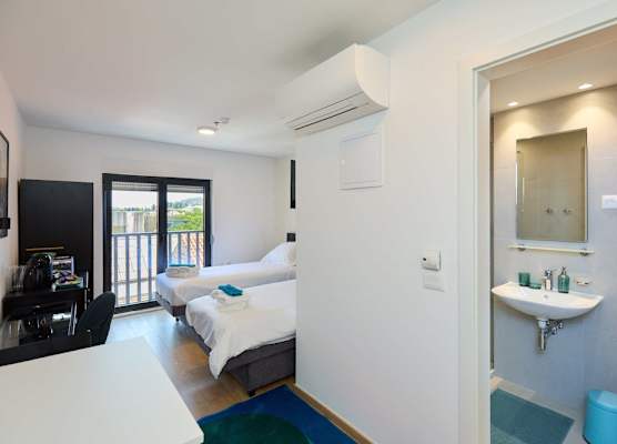 DOMINIUM CITY SUITES 1