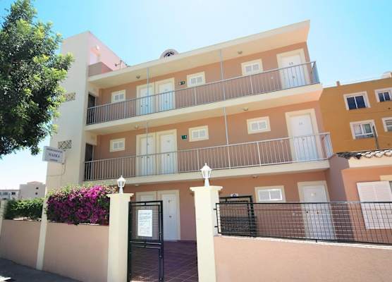 Naika Studios & Apartments 1