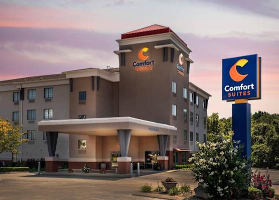 Comfort Suites Elizabethtown 1