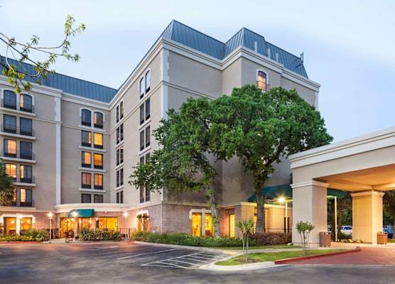 DoubleTree by Hilton Austin-University Area 1