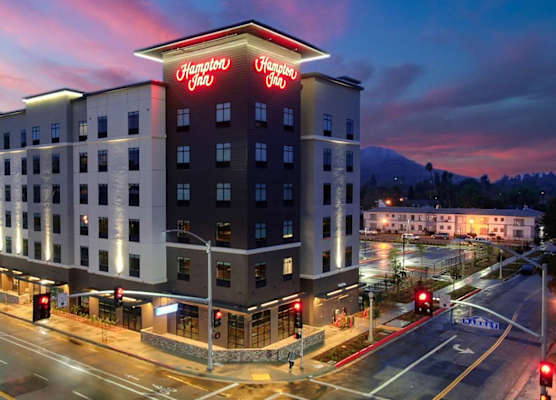 Hampton Inn Riverside Downtown Convention Center 1
