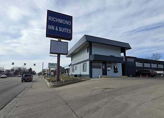 Richmond Inn and Suites 1