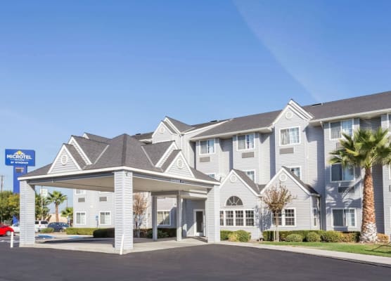 Microtel Inn & Suites Modesto 1