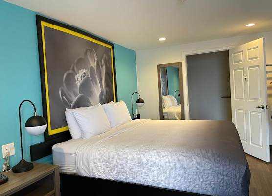 Super 8 by Wyndham Wichita Falls 1