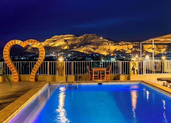 Thebes Hotel 1