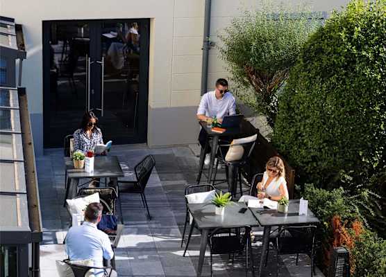 ibis Valenciennes 1
