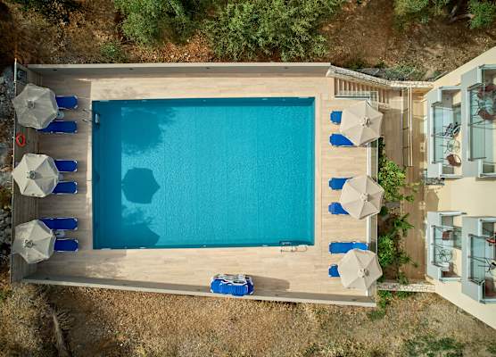 Acropolis Apartments 1