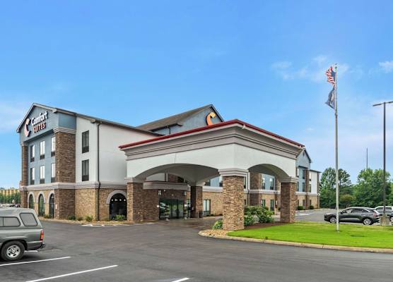 Comfort Suites Jackson I-40 1