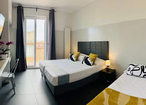 Floor 6 Boutique Rooms by DOT Suites 1