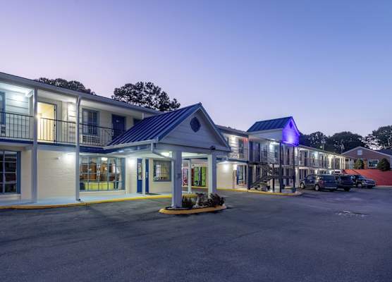 Days Inn by Wyndham Lincolnton 1