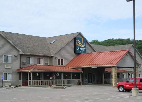 Quality Inn Nashville - Bloomington 1