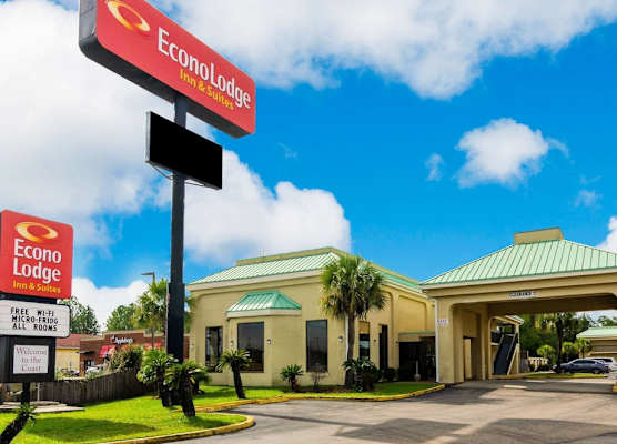 Econo Lodge Inn & Suites Gulfport Airport 1