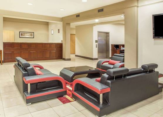 Hawthorn Extended Stay by Wyndham Bloomington 1