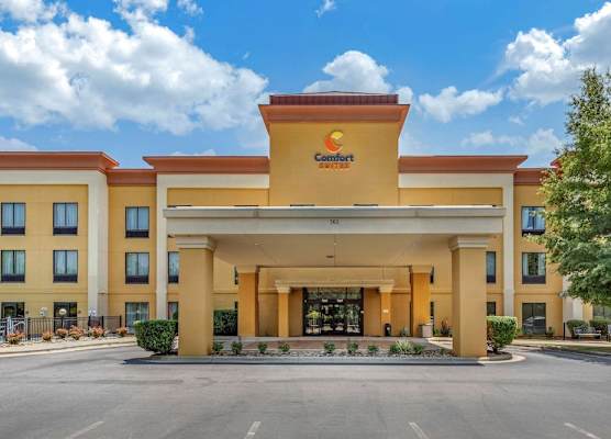 Comfort Suites Clayton - Garner 1