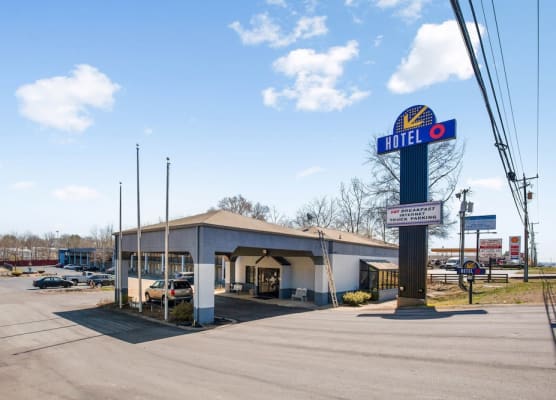Hotel O Columbia Downtown near I-65 1