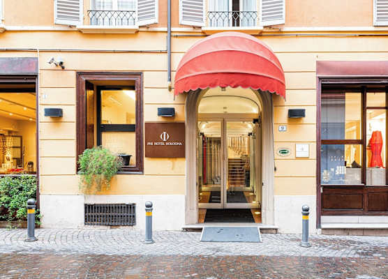 Phi Hotel Bologna 1