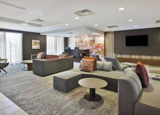 Courtyard by Marriott Somerset 1