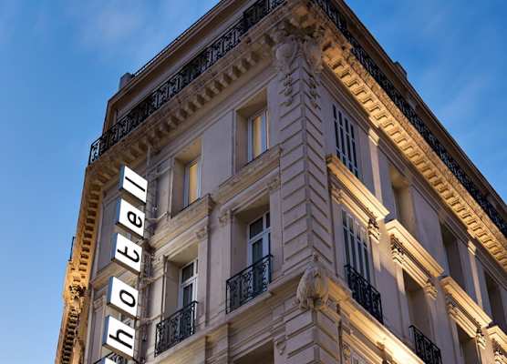 New Hotel Le Quai - Vieux Port 1