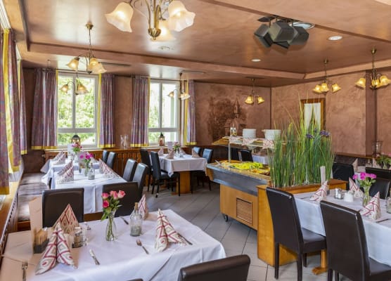 Restaurant & Landhotel Zum Niestetal 1