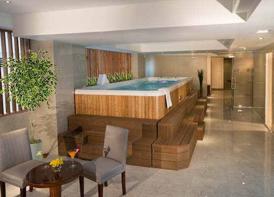 Aristo Saigon Hotel 1