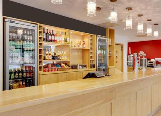 Travelodge Swansea Central 1