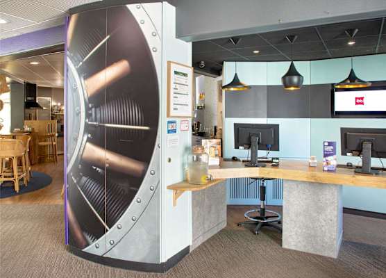 ibis Salon de Provence 1
