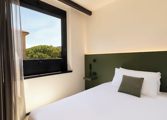 The City Hotel 1