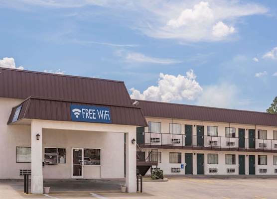 Travelodge by Wyndham Cordele 1