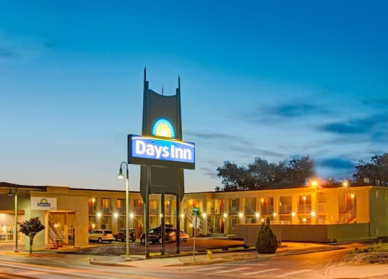 Days Inn by Wyndham Albuquerque Downtown 1