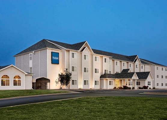 Travelodge by Wyndham Fort Scott 1