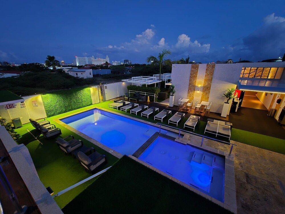 Paris - Palm Beach - Aruba Boutique & Art Hotel - Adults Only - Palm Beach