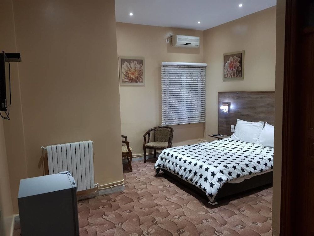 Paris - Oran - Hotel Ikram Oran - Oran