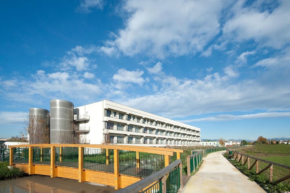 Lyon - Treviso - UNA Hotels Le Terrazze Treviso Hotel & Residence - Treviso