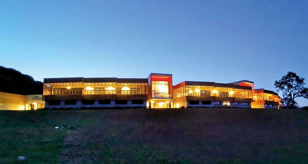 Paris - Super Besse - Mildiss Hotel Spa & Restaurant, BW Signature Collection - Super Besse