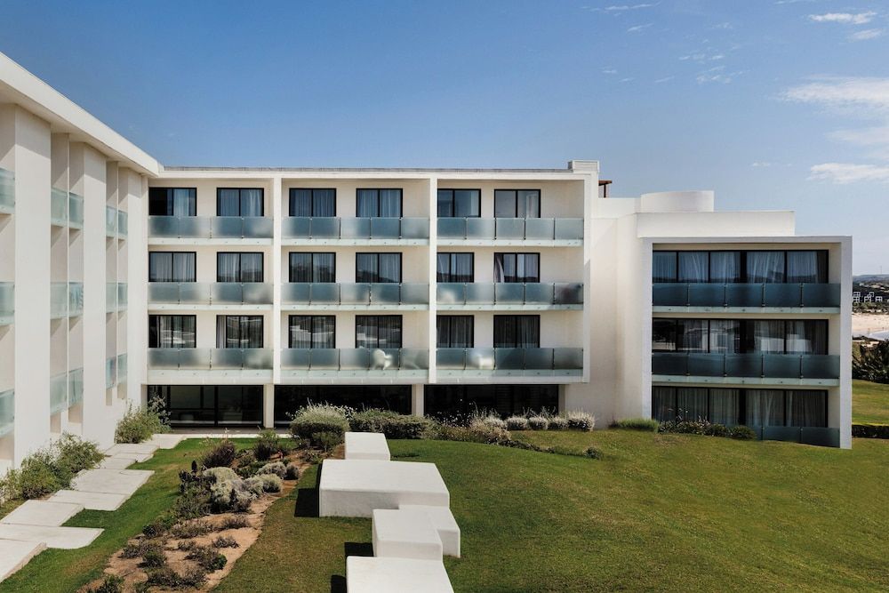 Lyon - Sagres - Memmo Baleeira - Design Hotels - Sagres