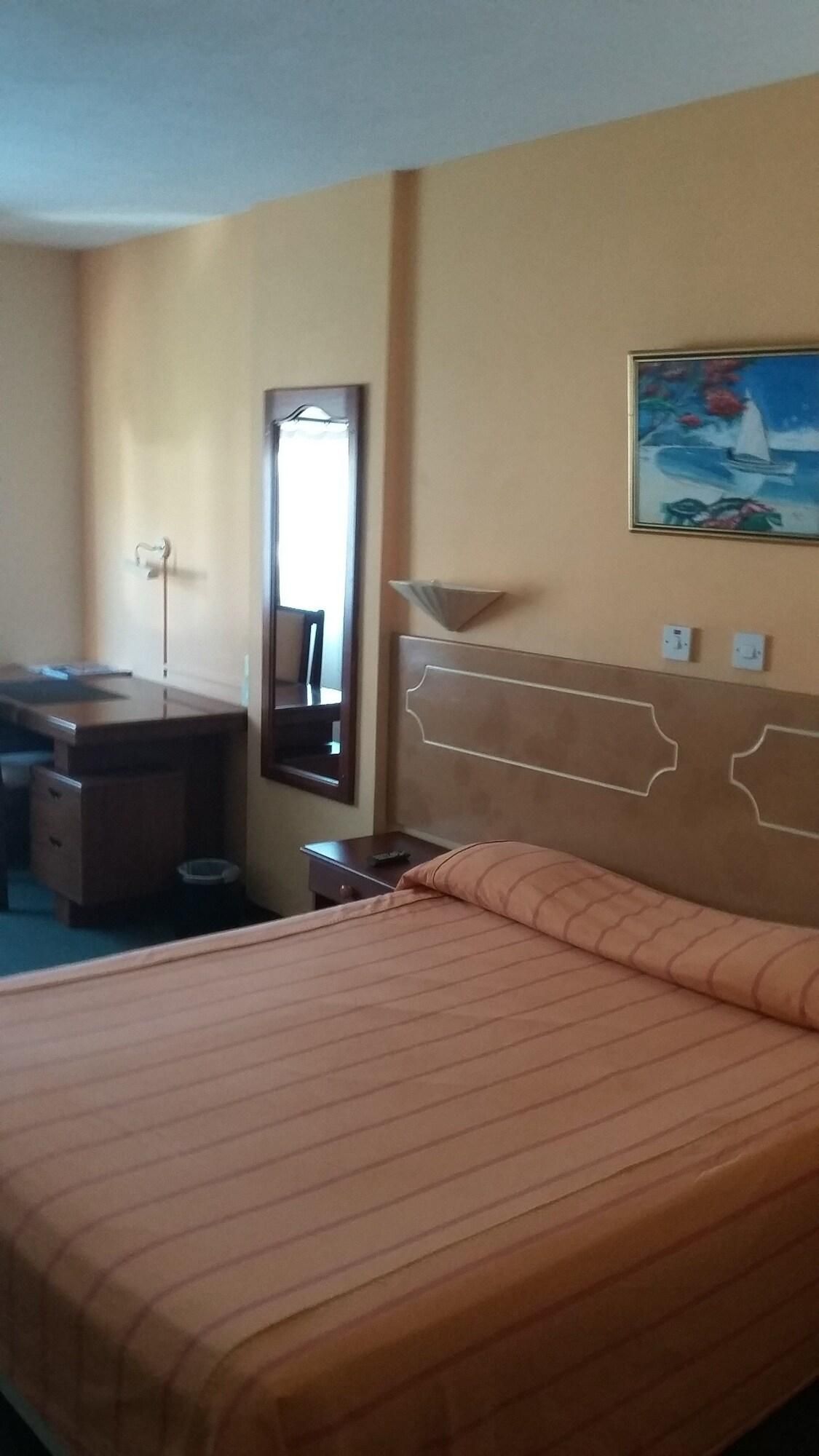Clermont Ferrand - Port Louis - Le Saint Georges Hotel - Port Louis