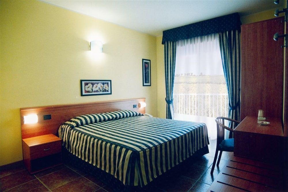 Bordeaux - Vercelli - Hotel Blue Ribbon - Vercelli