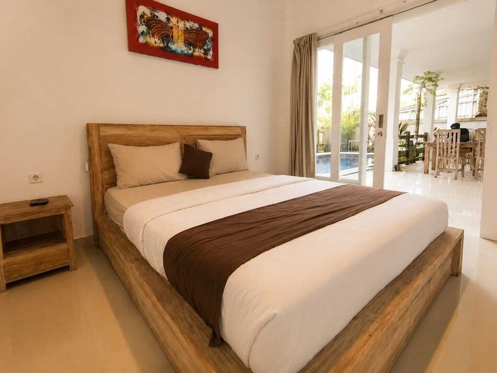 Paris - Canggu-Bali - Hotel Lilis Ikvala Radha Canggu - Canggu-Bali