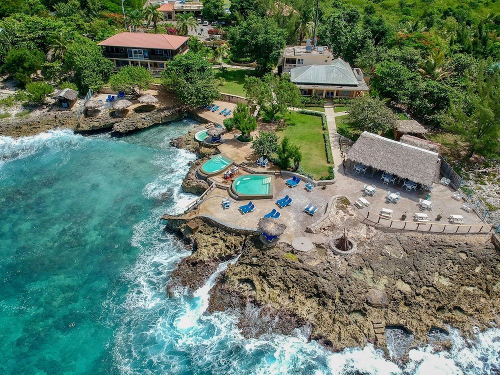 Paris - Negril - The Westender Inn - Negril