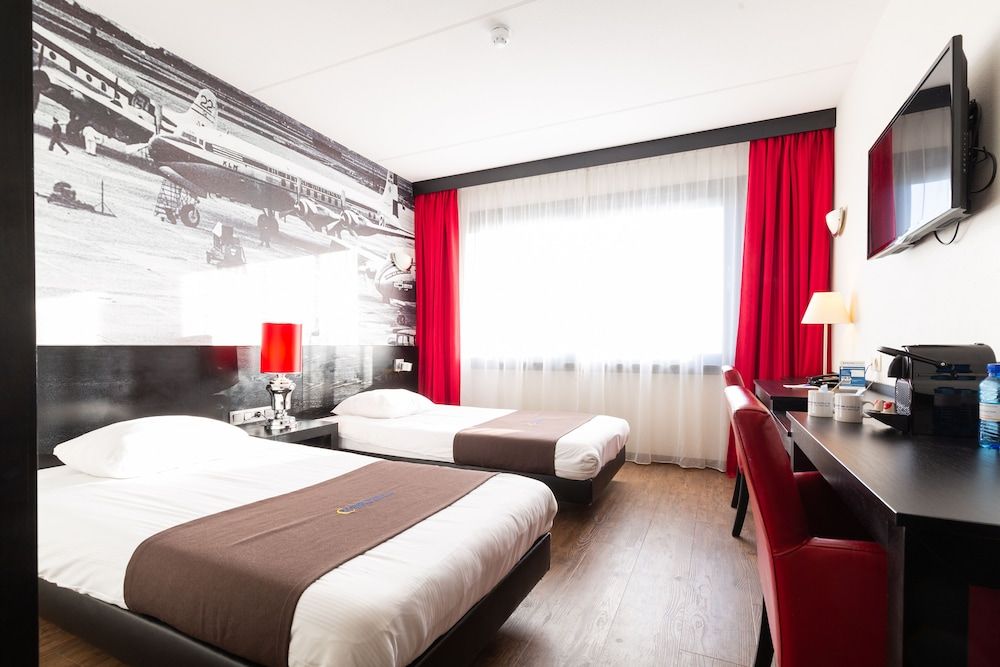 Paris - Amsterdam - Bastion Hotel Amsterdam Airport - Amsterdam