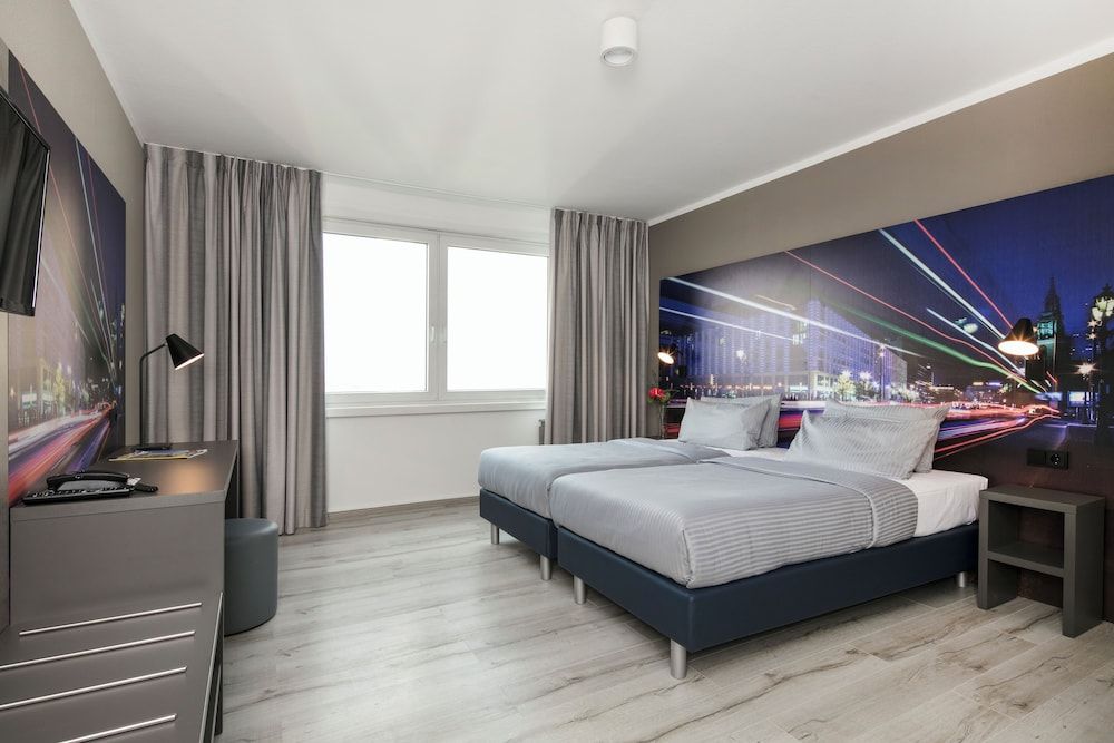 Lyon - Berlin - Hotel Berlin Lichtenberg - Berlin