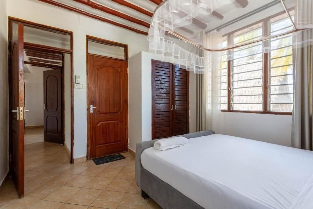 Paris - Ukunda - Lux Suites Diani Holiday Villas - Ukunda