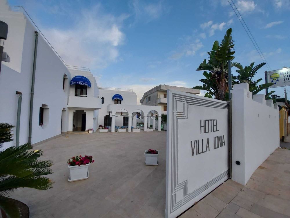 Lyon - Noto - Hotel Villa Ionia - Noto