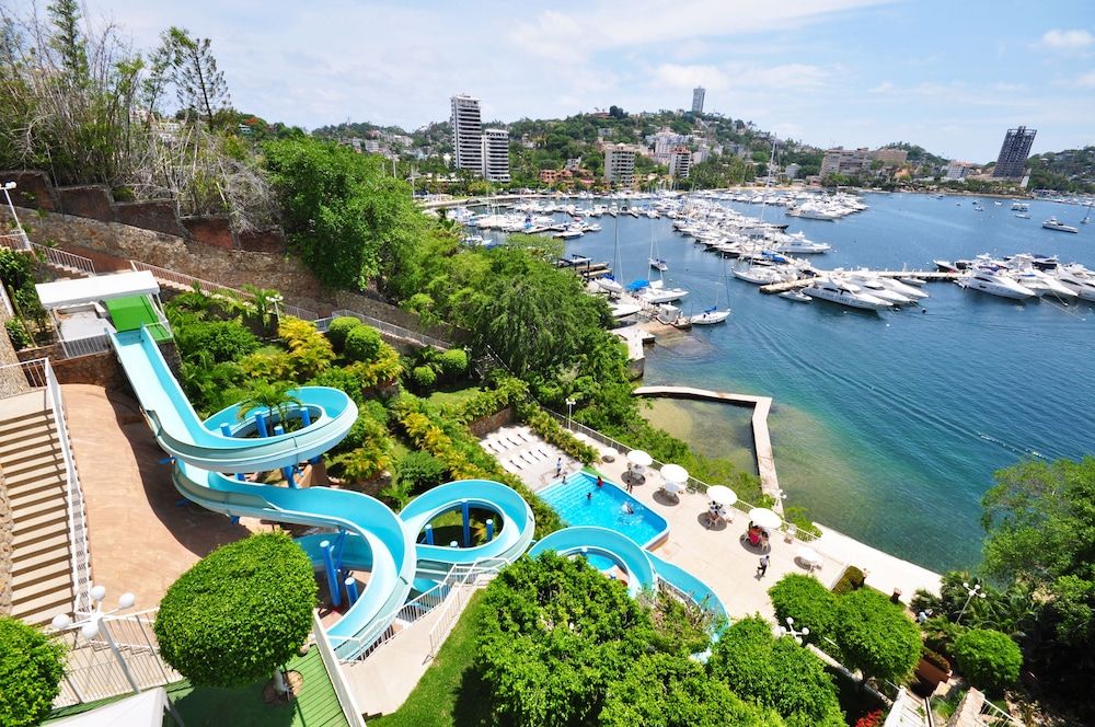 Paris - Acapulco - Alba Suites Acapulco - Acapulco