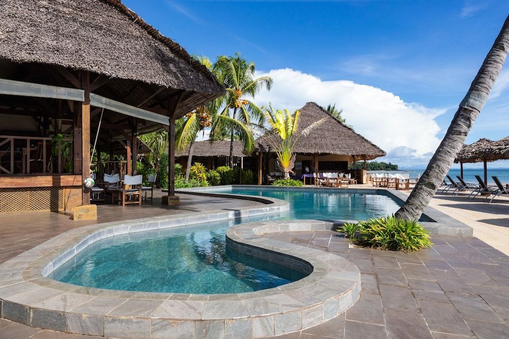 Paris - Madagascar - Corail Noir Hotel - Madagascar
