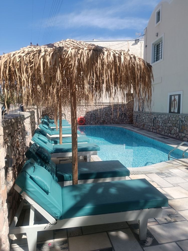Marseille - Órmos Athiniós - Ifestia Hotel - Órmos Athiniós