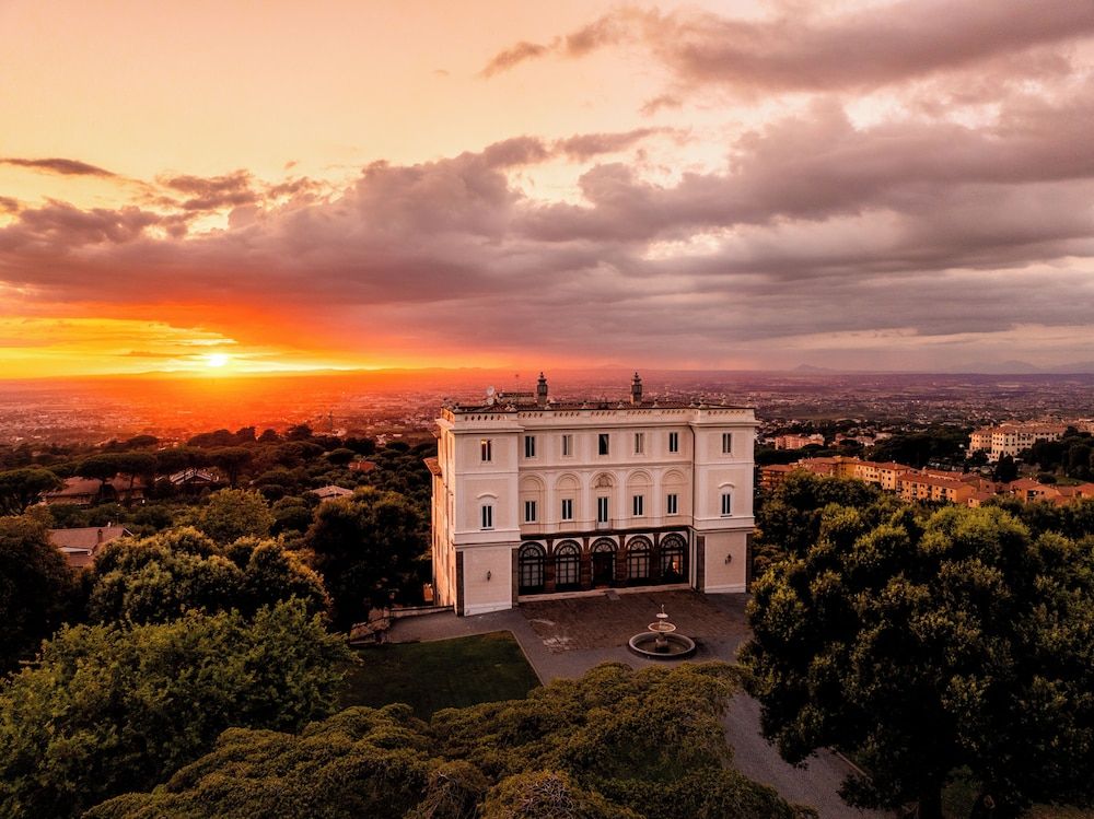 Paris - Ciampino - Park Hotel Villa Grazioli - Ciampino