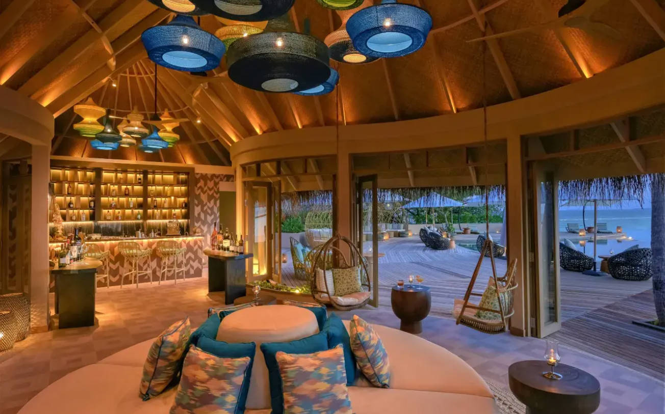 Paris - Lhaviyani Atoll - The Nautilus Maldives - Lhaviyani Atoll