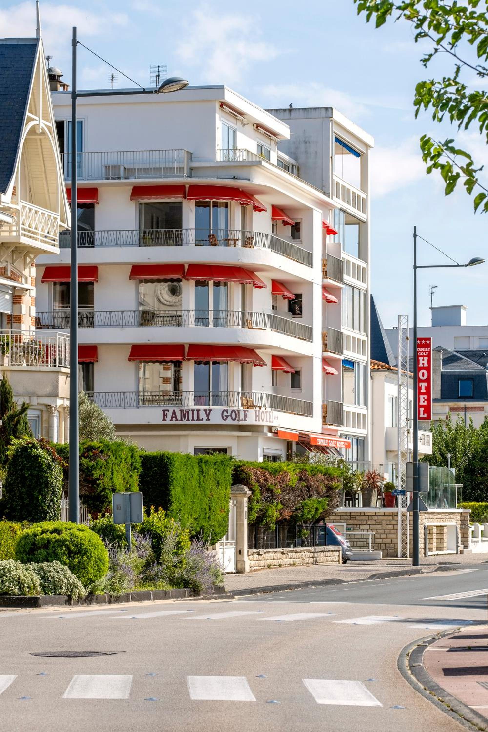 Family Golf Hotel 1